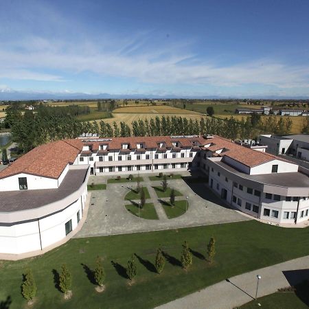 Hotel Novarello Granozzo con Monticello Bagian luar foto