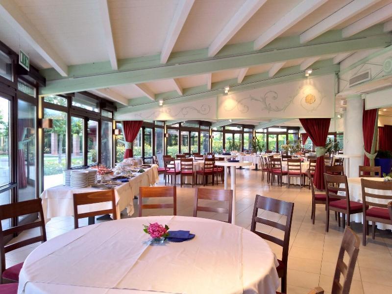 Hotel Novarello Granozzo con Monticello Bagian luar foto