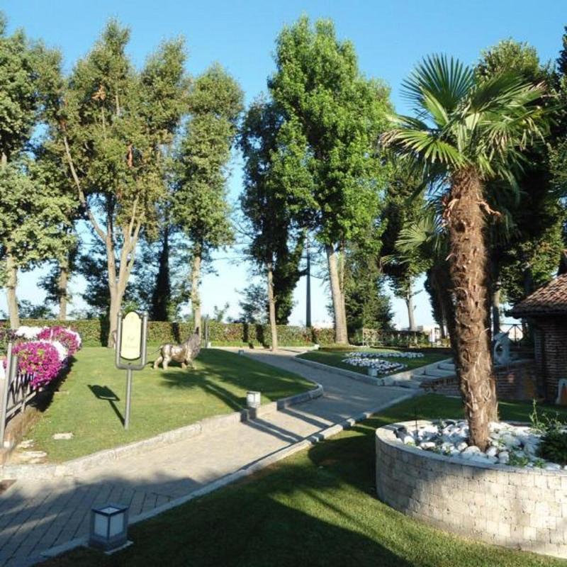 Hotel Novarello Granozzo con Monticello Bagian luar foto