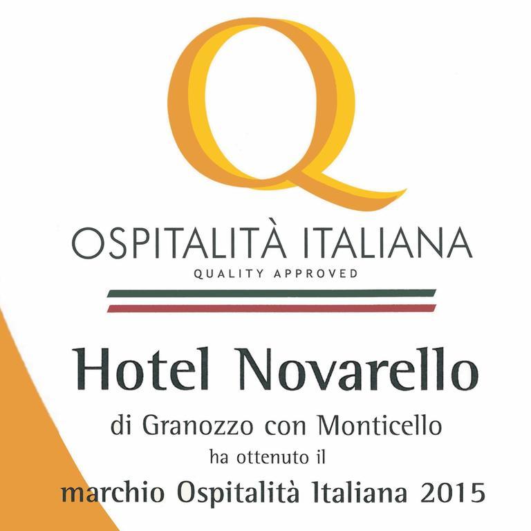 Hotel Novarello Resort & Spa Granozzo con Monticello Ruang foto